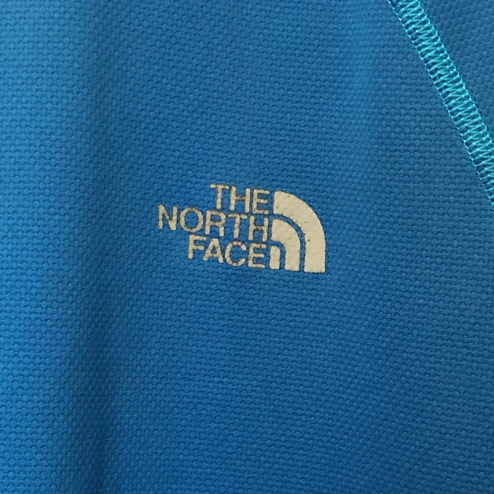 Men’s The North Face Tee (S) - Picture 2 of 5